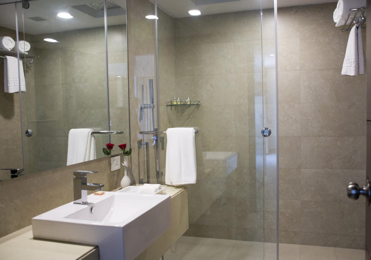 Inde Hotel Chattarpur New Delhi Exteriör bild