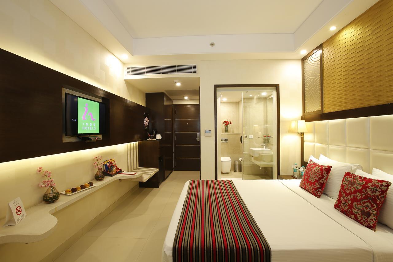 Inde Hotel Chattarpur New Delhi Exteriör bild